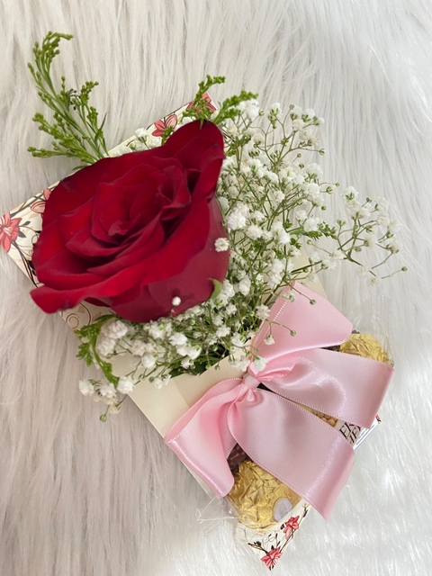 CARTÃO FLORAL+FERRERO ROCHER T3