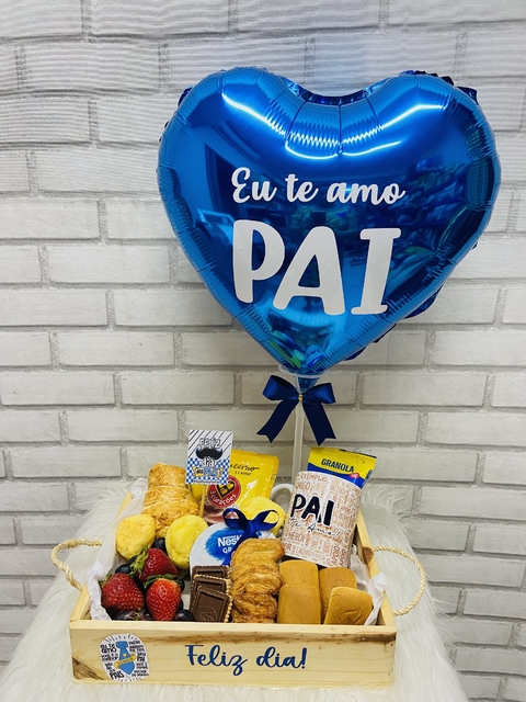 Cesta de Café da Manhã ou Tarde Pai “Te amo” com Balão Personalizado