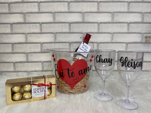 BALDE DE GELO COM 2 TAÇAS, VINHO E FERRERO ROCHER
