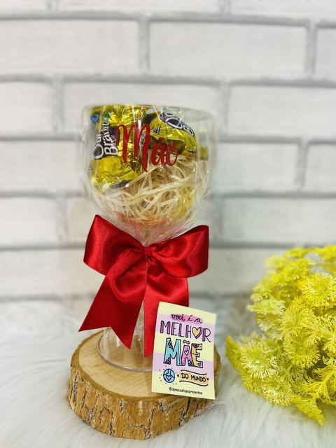 TAÇA GIN PERSONALIZADA COM BOMBONS