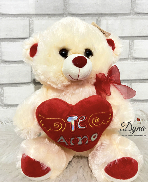 URSO LACINHO VERMELHO CORAÇÃO "TE AMO" MEL TOYS