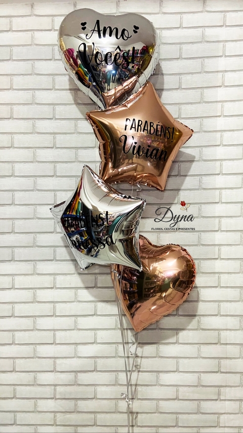 BUQUÊ COM 4 BALÕES METALIZADOS NO GÁS HÉLIO TODOS PERSONALIZADOS PERSONALIZADO
