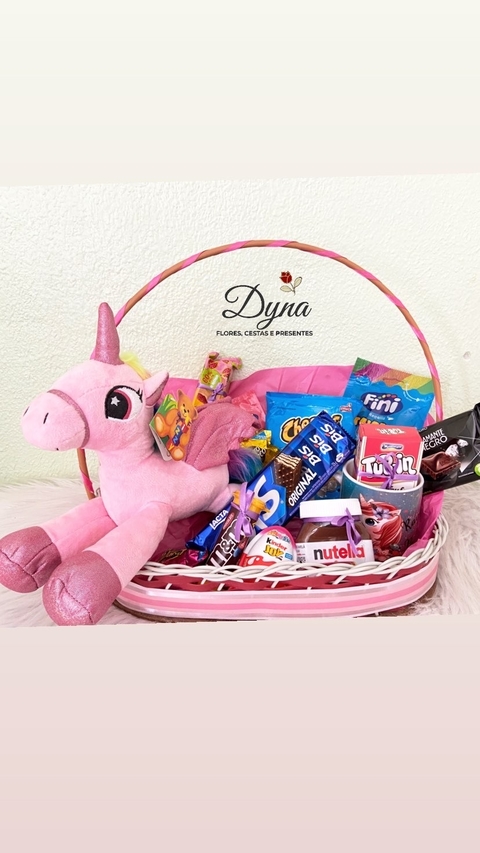 CESTA UNICÓRNIO ROSA