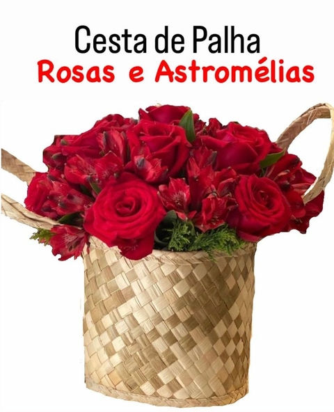 Cesto De Palha Artesanal com Buquê de Rosas naturais