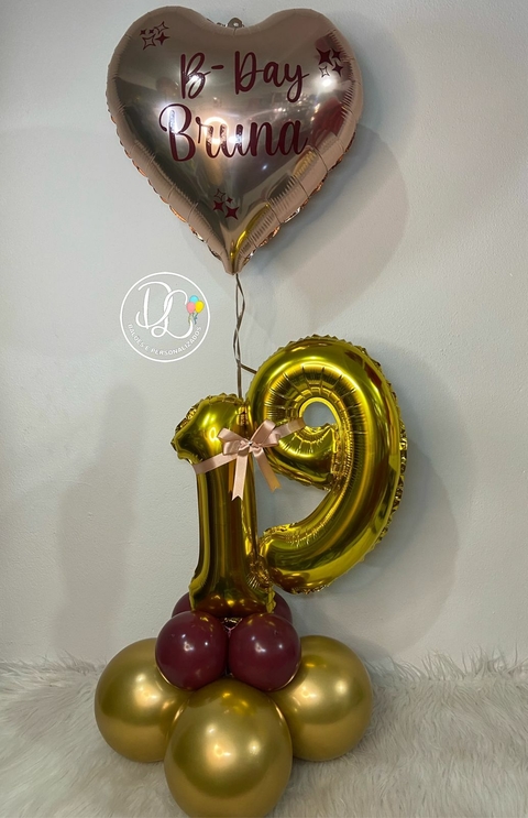 ARRANJO DE BALÕES NUMERAL COM BALÃO GÁS HÉLIO