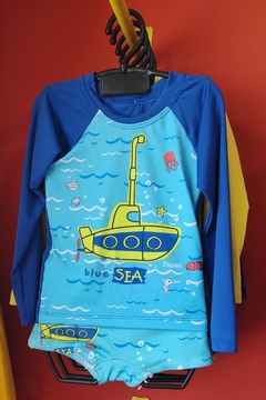 Conjunto de Proteção UV Submarino Azul.