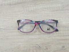 Armazón en acetato OnOff con un toque de colores florales a tan solo $120.000 contado efectivo o transferencia consultanos Moya-Lens