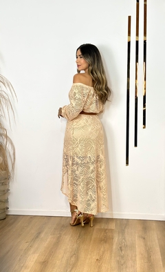 Conjunto Chardonnay na internet