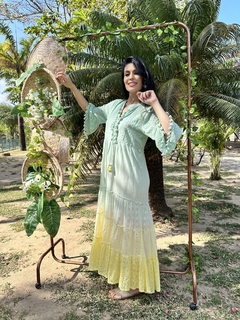 Vestido Lacqua na internet