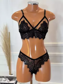 Conjunto Maria na internet
