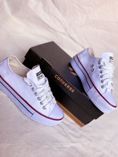 Imagen de CONVERSE BLANCAS PLATAFORMA