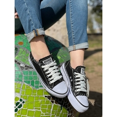 CONVERSE NEGRAS PLATAFORMA en internet