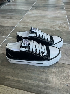CONVERSE NEGRAS PLATAFORMA