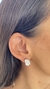 BRINCO ORGÂNICO C/PEDRA GOTA ZIRCÔNIA