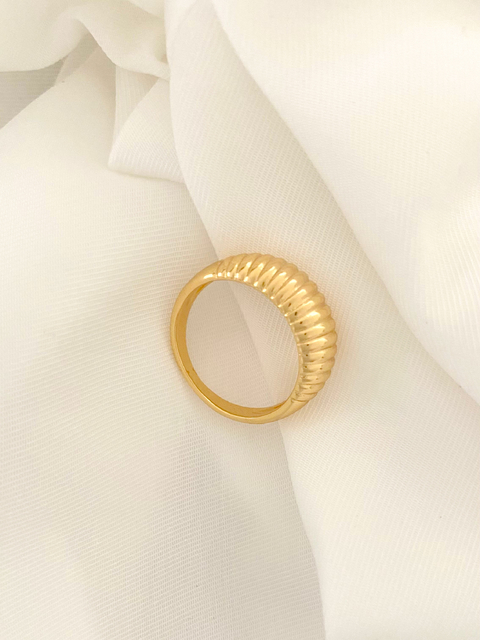 Anel Dourado Croissant