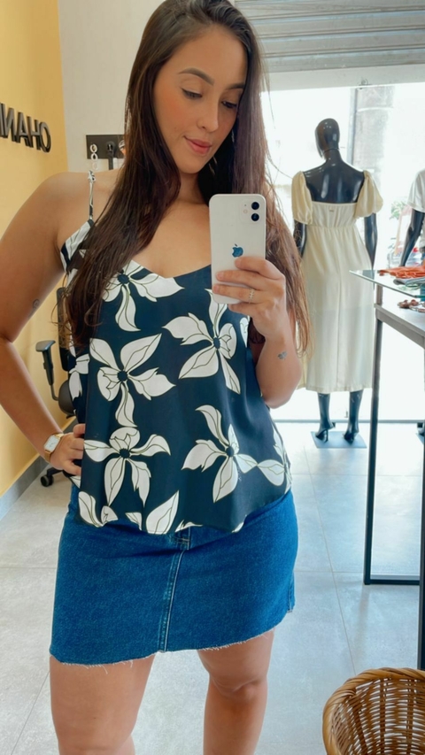 Regata Floral Preta e Verde