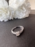 Anel ouro branco com 1 diamante de 4,2mm e 6 diamantes de 1,5mm