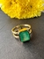 Anel ouro amarelo 2 aros com esmeralda retangular 8,05x9,76mm - comprar online