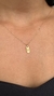 Pingente ouro amarelo placa 10,5mm altura x 4,4mm largura cruz vazada na internet