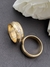 Par aliança ouro amarelo bombê 7mm largura com 19 diamantes na feminina - comprar online