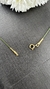 Colar ouro amarelo fio de aço verde com pingente peridoto gota 3x5 e ágata verde oval 5x7 - Lavoro Joias
