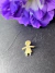 Pingente ouro amarelo menina 1,65cm de altura e 1 diamante 1,3mm