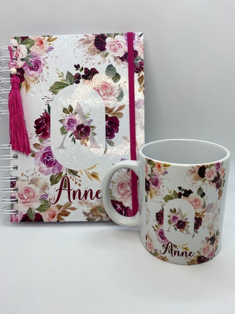 Caderno Pautado e Caneca Personalizada