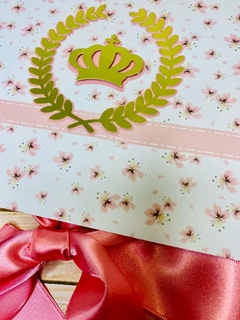 Caixa Convite Padrinho - Coleção Afeto - Realeza Menina - comprar online