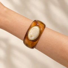 Bracelete Tartaruga Resina Oval na internet