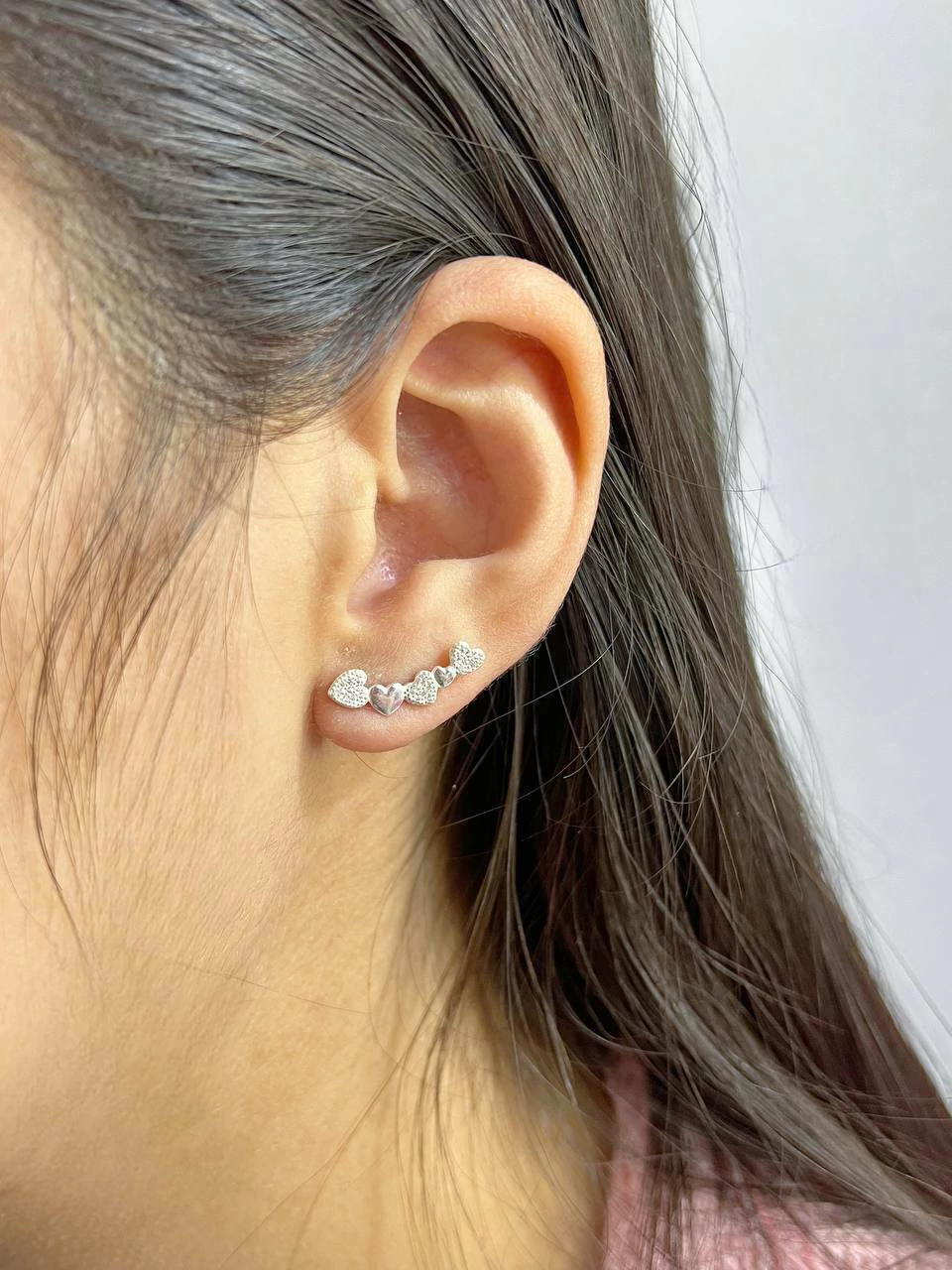 Ear Cuff Corações