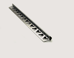 ATRIM PROTECTOR ESCALON FLECHA ACERO INOX. BRILLANTE x 2,5m 2655