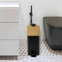 Imagem do Conjunto Lixeira Mais Escova Sanitária Em Metal C/ Pedal e Tampa de Bambu 3 Litros
