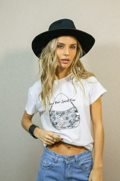 REMERA FREE