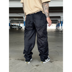 CALÇA RETA CARGO PATCH MAFIUSU-PRETA - comprar online