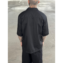 CAMISA BOXY OVERSIZED MAFIUSU PRETA na internet