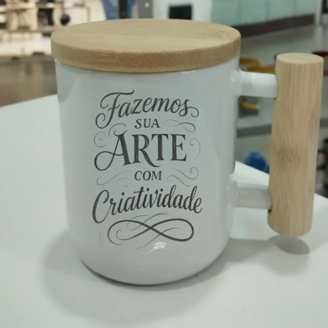 Caneca Wood com tampa Personalizada - comprar online