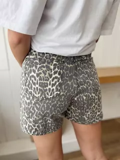 SHORT MOM ANIMAL