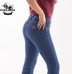 Calça Pura Raça Jeans Boot Cut Com Elastano Veste Super Bem - loja online