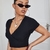 Blusinha cropped canelada transpassado manga curta - loja online