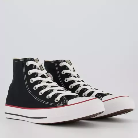 Tênis Plataforma Converse All Star MID – Estilo e Altura na Medida Certa!