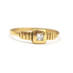 ANILLO CON CUBIC ZIRCÓN BLANCO CUADRADO ORO - tienda online