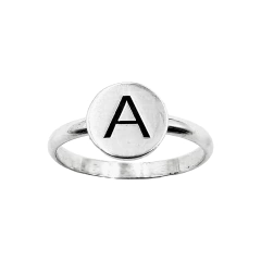 Anillo Inicial plateado con letra Negra - PLATA 925