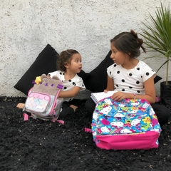 Mochila Colorida Hello Kitty - tienda en línea