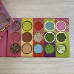 Imagen de Paleta de sombras 51 colores Kevin & Coco