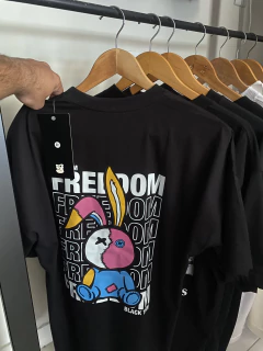 CAMISA BLK (OVERSIZED) na internet