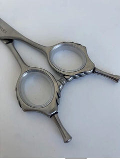 Kit Tesoura De Corte + Tesoura Dentada - 7.0 Matsuka na internet