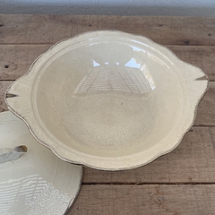 Sopera Sunshine Crown, J&G Meakin England. Con manchitas y craquel. - tienda online