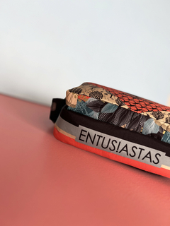 Cartera Muna Corcega - ENTUSIASTAS POR MAYOR