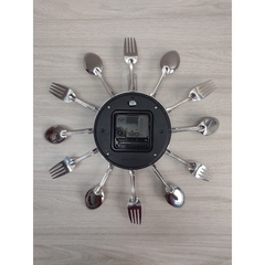 Relógio de cozinha talheres em inox na internet