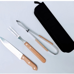 Kit churrasco 3 peças de aço inox com cabo de bambu com maleta de nylon